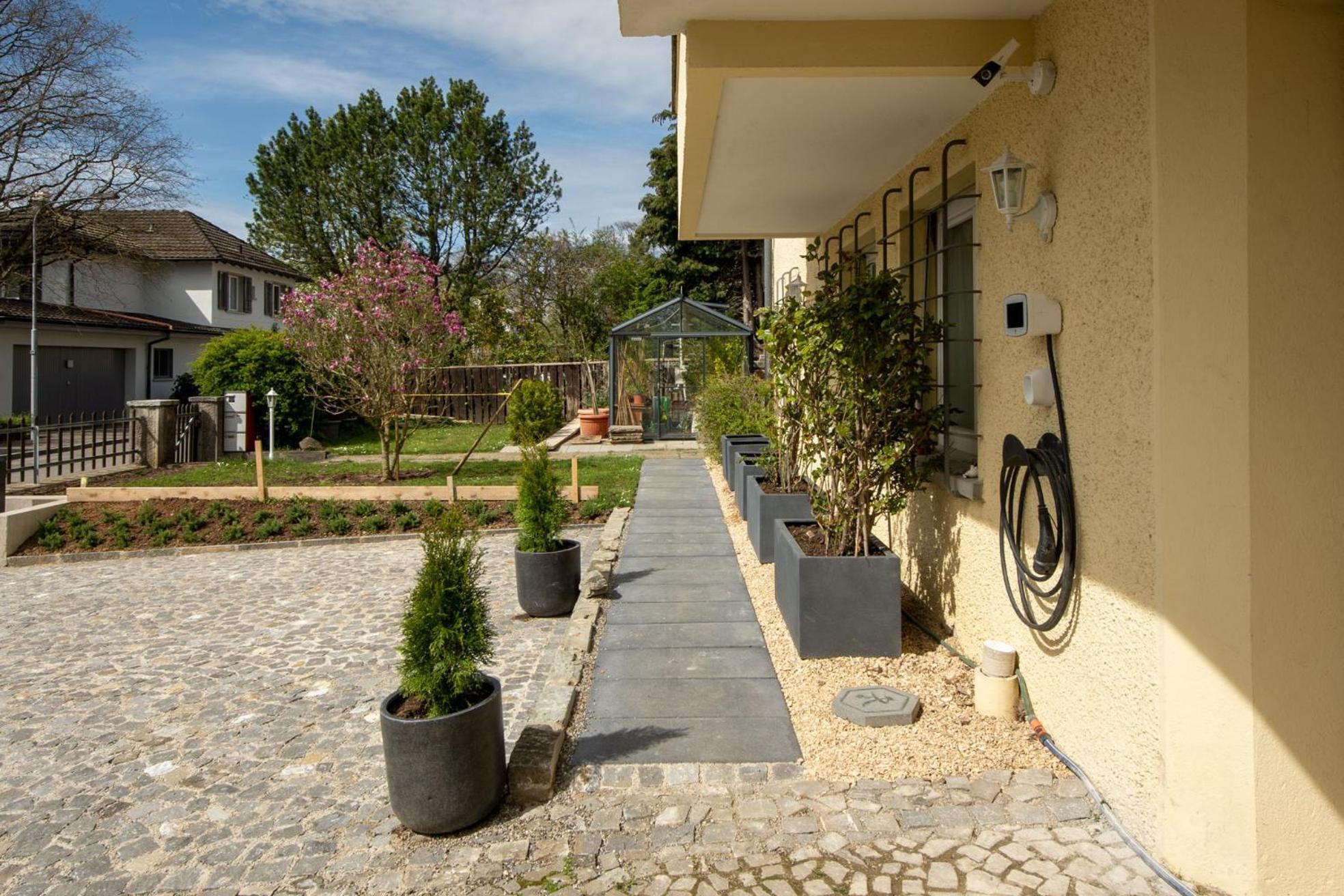 Luegete 28, Witikon Apartments Zürich Eksteriør billede
